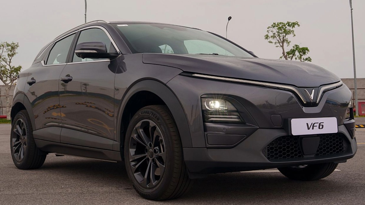 विनफास्ट वीएफ 6 फ्रंट