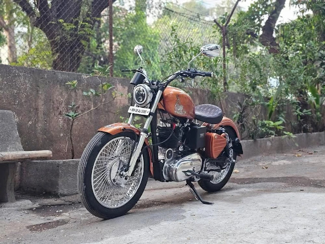 मराठा मोटरसाइकिल देखनी