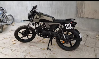 ग्लैमर को ट्रैकर के रूप में संशोधित किया गया