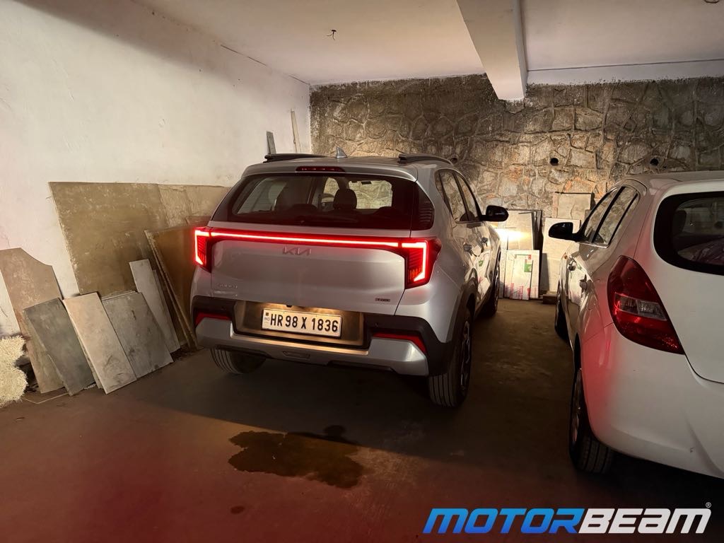 किआ सोनेट पेट्रोल iMT दीर्घकालिक समीक्षा 4