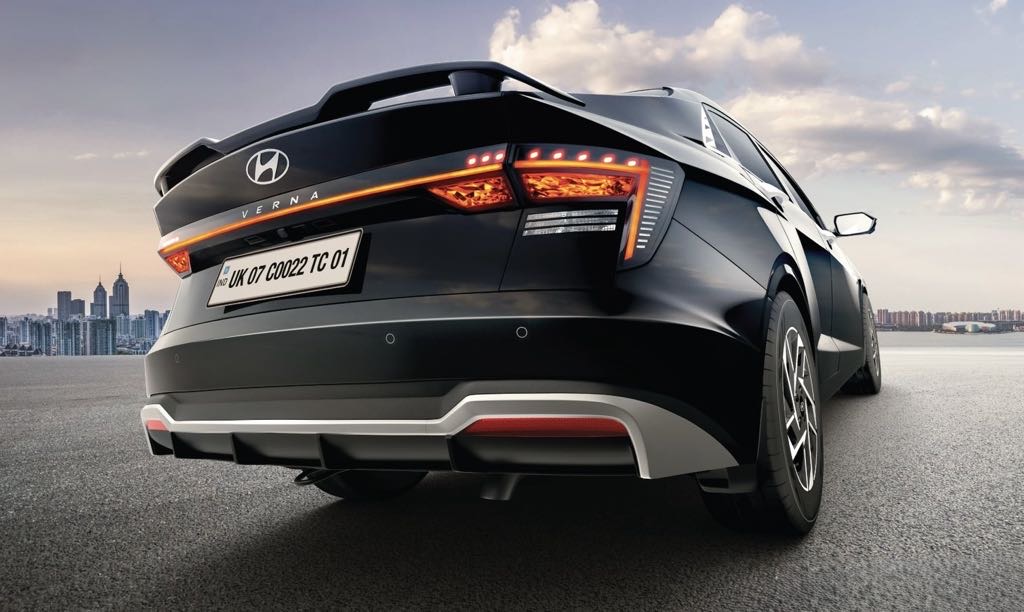 2026 हुंडई वर्ना फेसलिफ्ट रियर